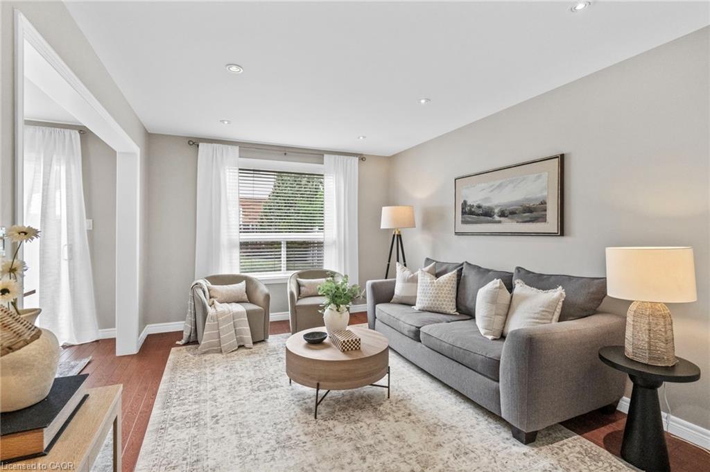 4 Beardmore Crescent Property Photo 6