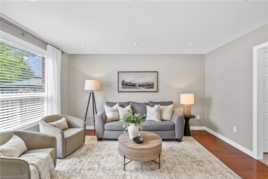 4 Beardmore Crescent Property Photo 7
