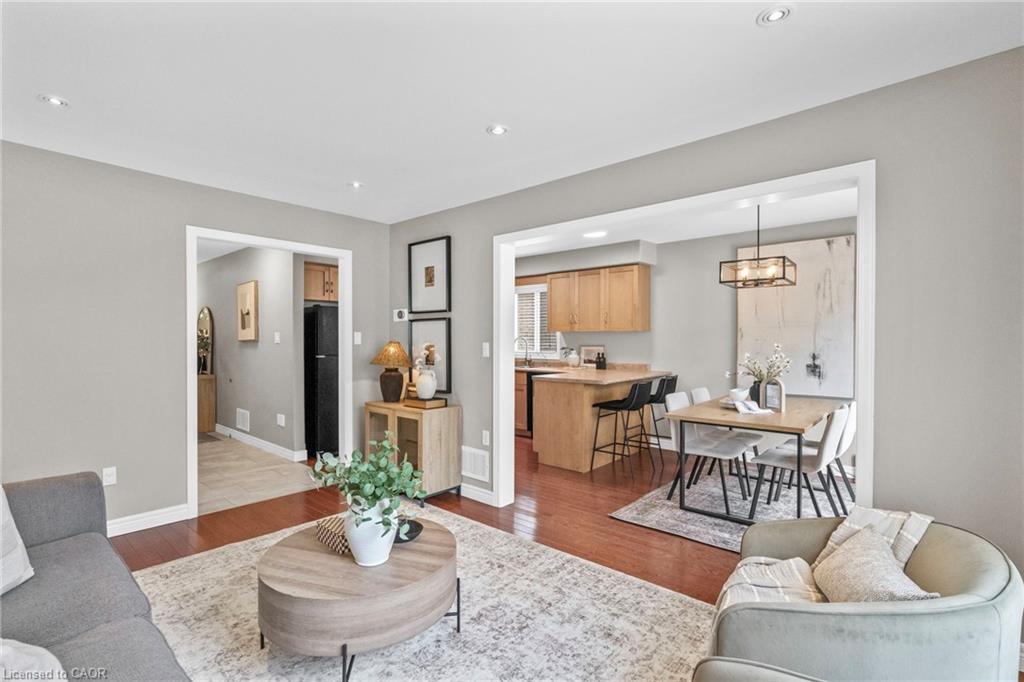4 Beardmore Crescent Property Photo 8