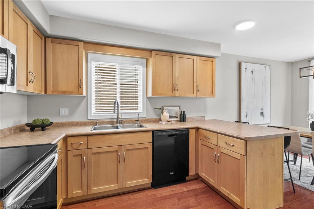 4 Beardmore Crescent Property Photo 14