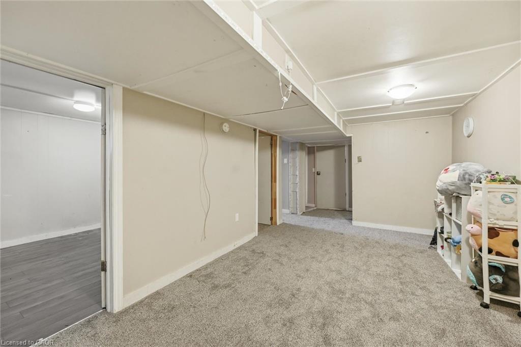 275 West 2nd Street Property Photo 19