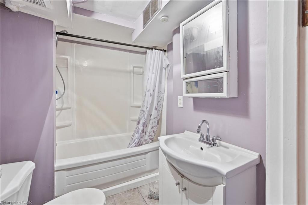 275 West 2nd Street Property Photo 26