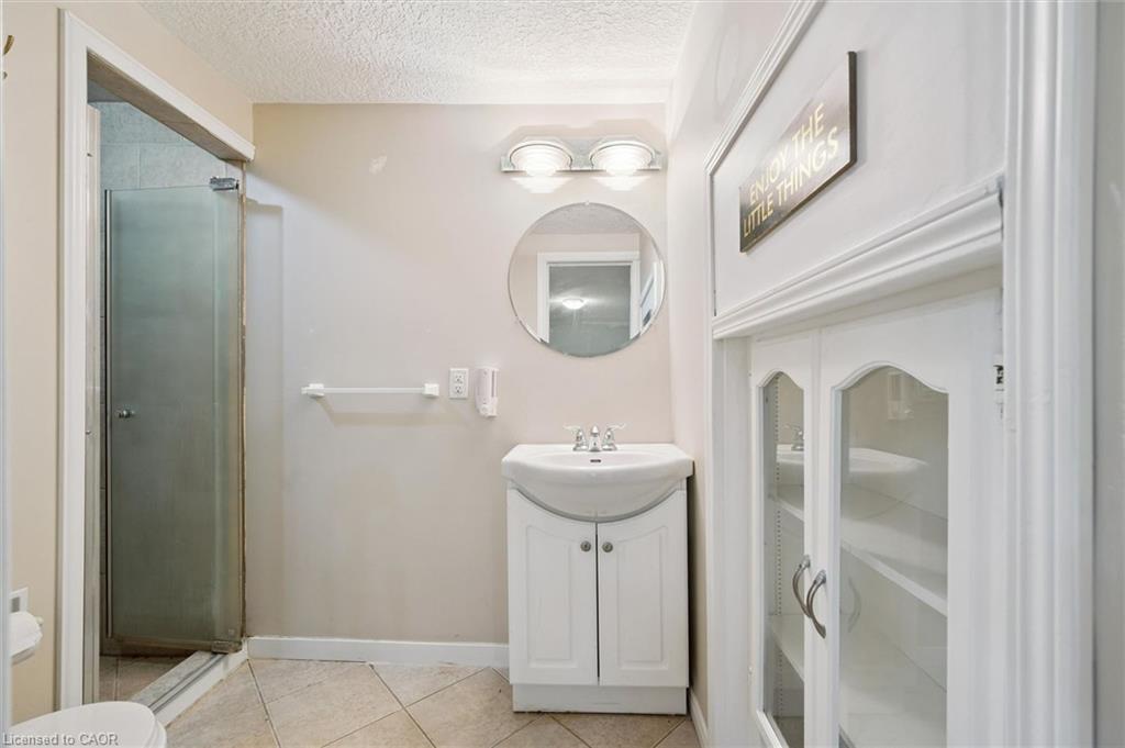 271 Mausser Avenue Property Photo 32