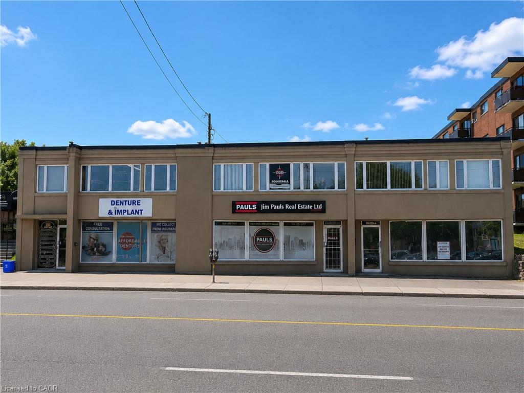 7-662 Fennell Avenue E Property Photo 2