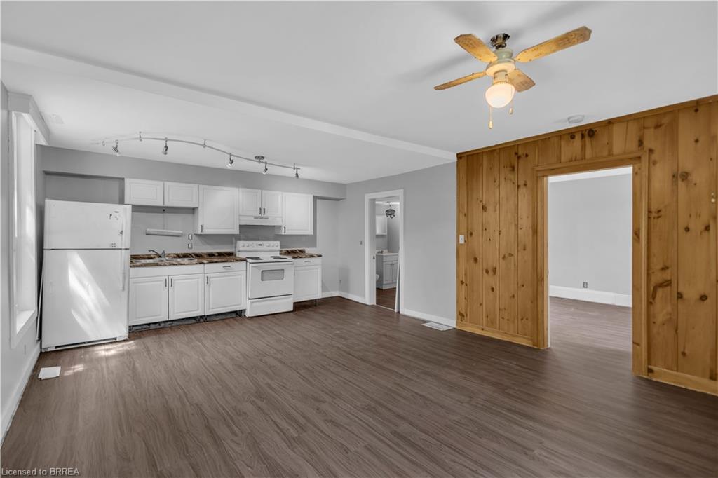 8 Victoria Street Property Photo 10