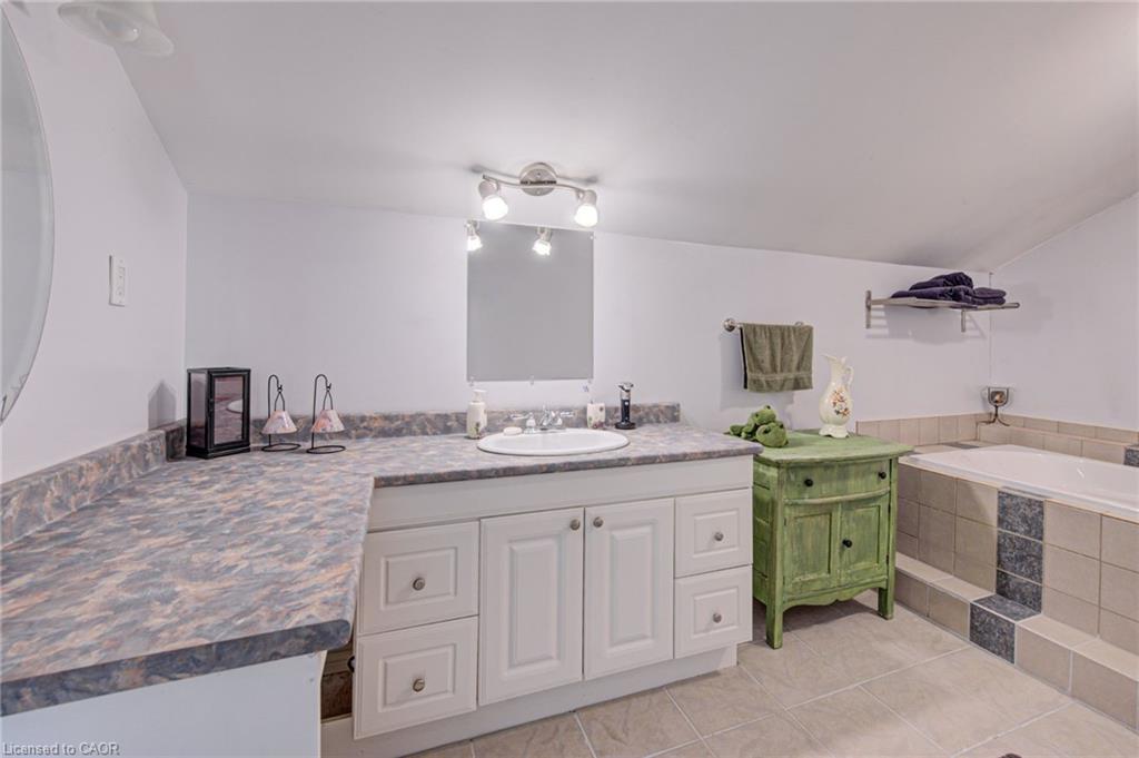 1032 Gore Road Property Photo 23