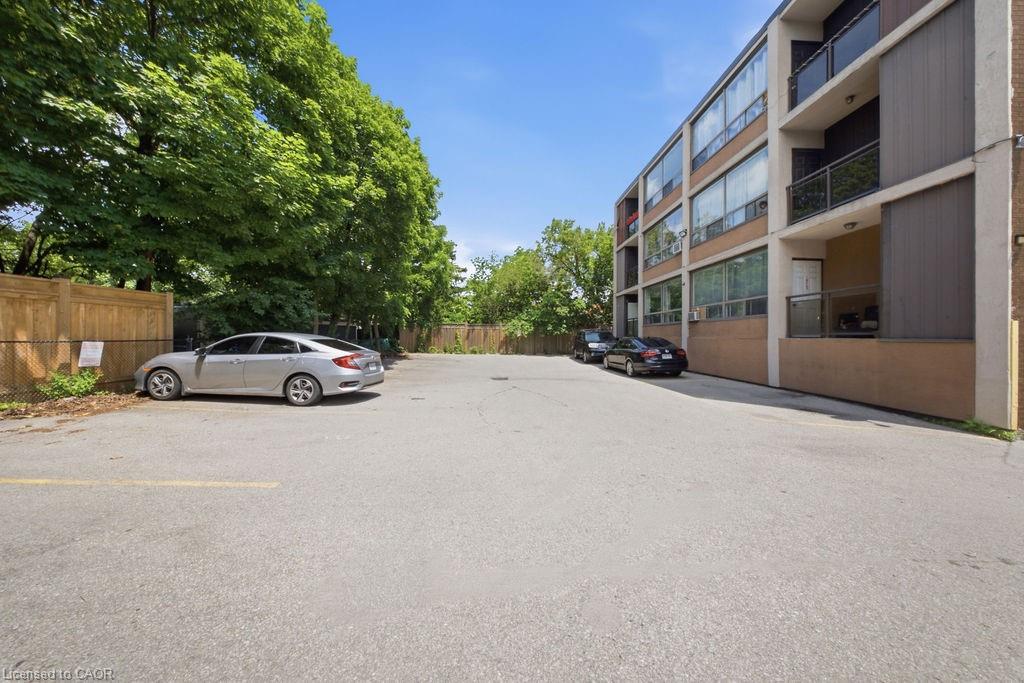 600 Upper Wellington Street Property Photo 11