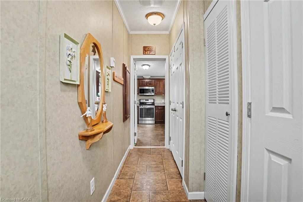 4 Hickory Hollow Property Photo 8