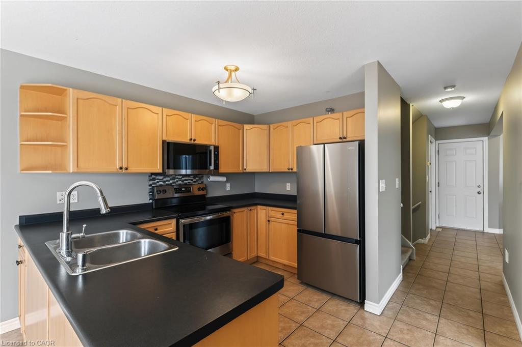 524 Ontario Street Property Photo 11