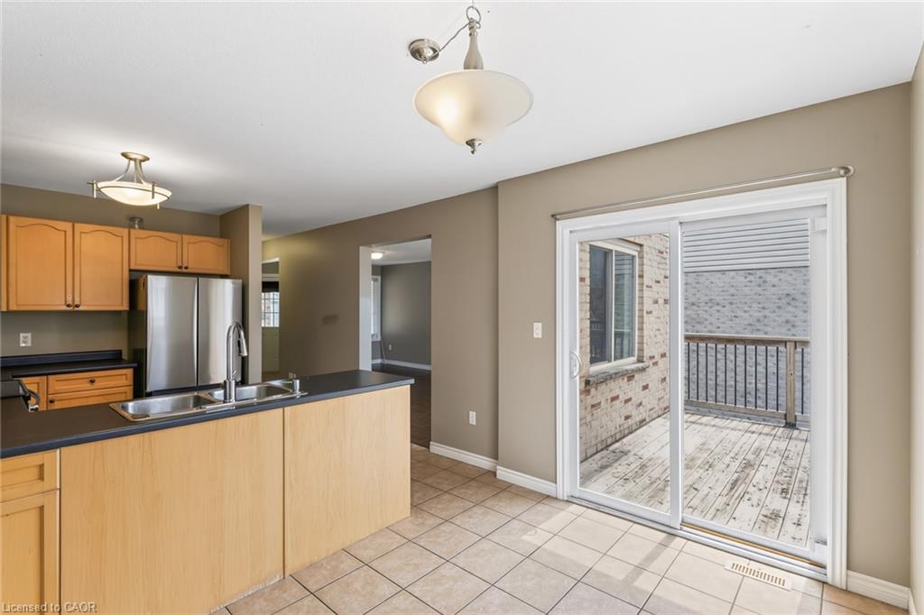 524 Ontario Street Property Photo 13