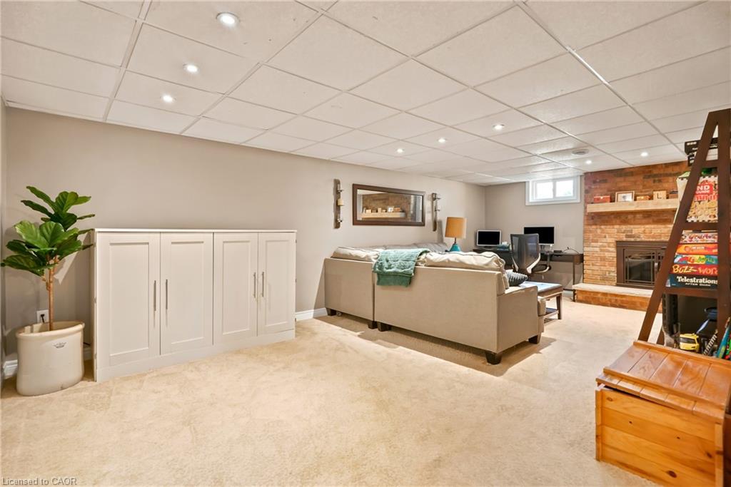 40 Wellbrook Boulevard Property Photo 22