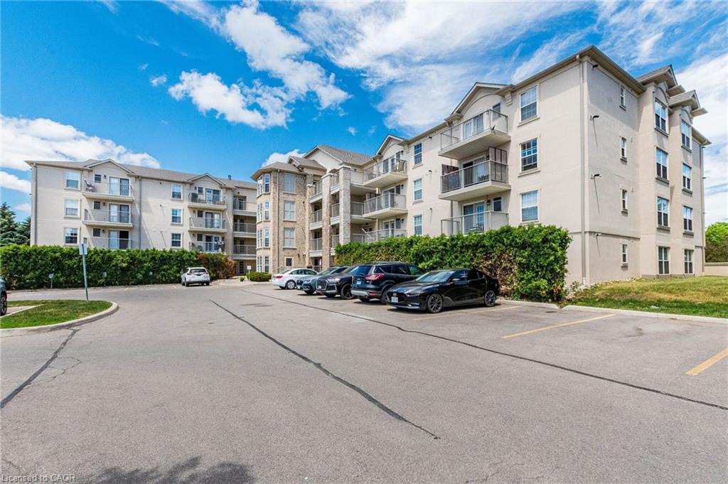406-1480 Bishops Gate Property Photo 1