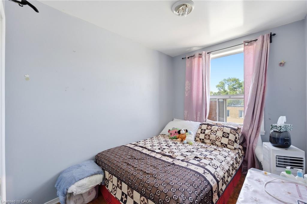1479 Eglinton Avenue W Property Photo 11