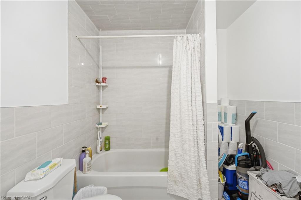 1479 Eglinton Avenue W Property Photo 12