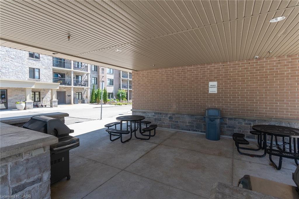 716-776 Laurelwood Drive Property Photo 10
