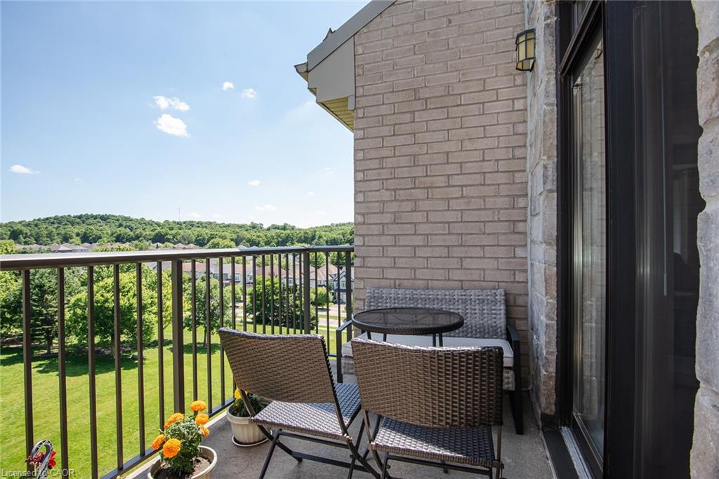 716-776 Laurelwood Drive Property Photo 35