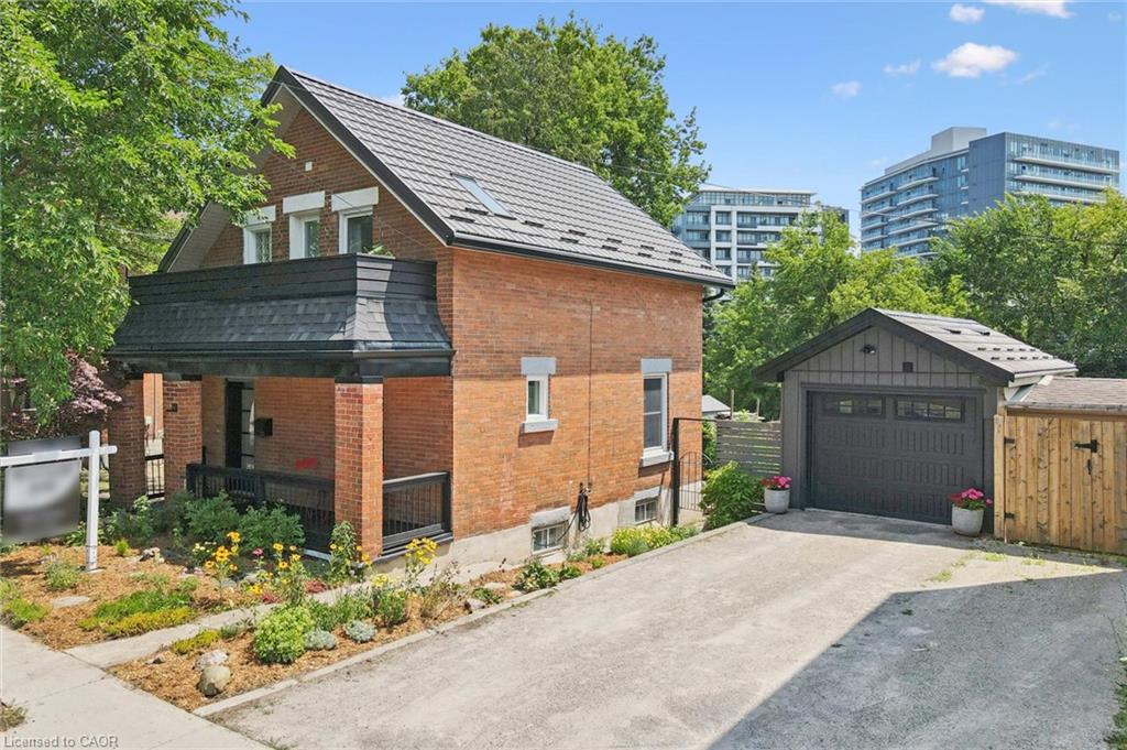 131 Surrey Street E Property Photo 1