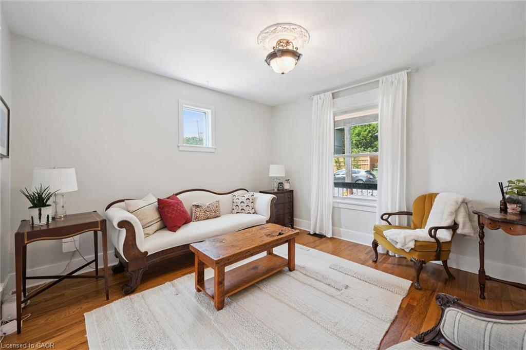 131 Surrey Street E Property Photo 7