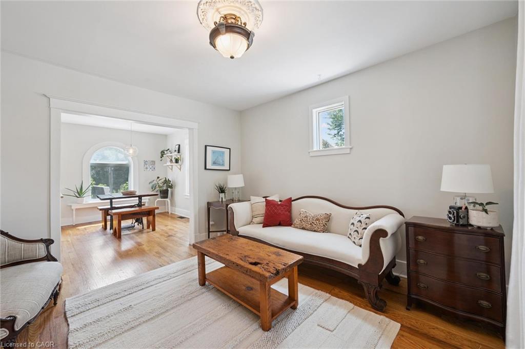 131 Surrey Street E Property Photo 8