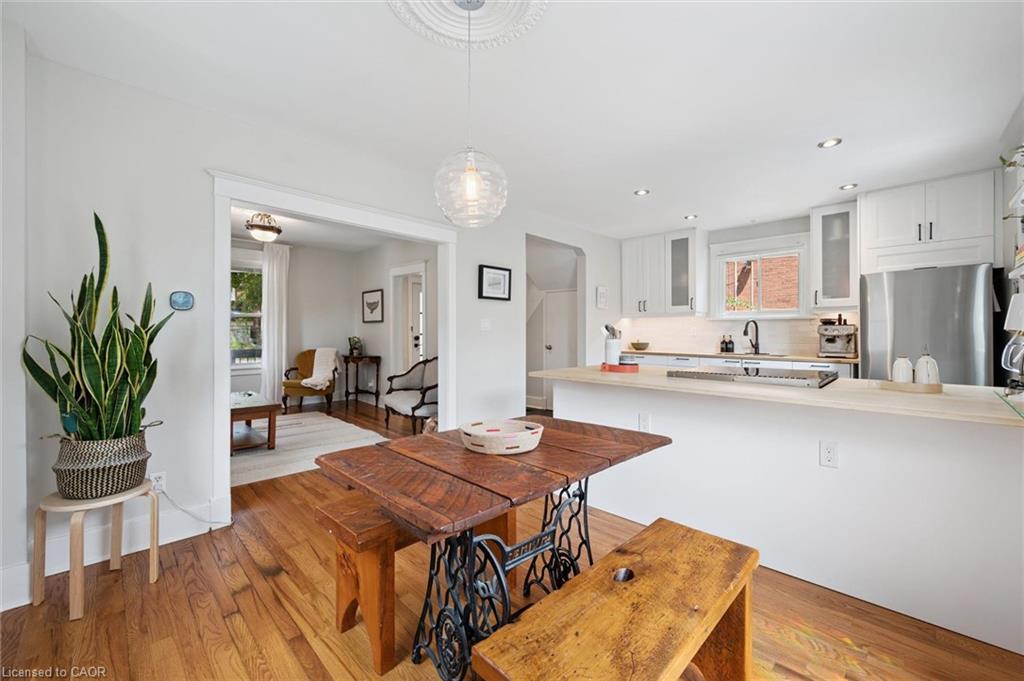 131 Surrey Street E Property Photo 12