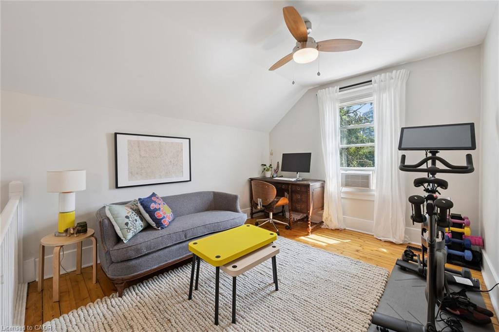 131 Surrey Street E Property Photo 17