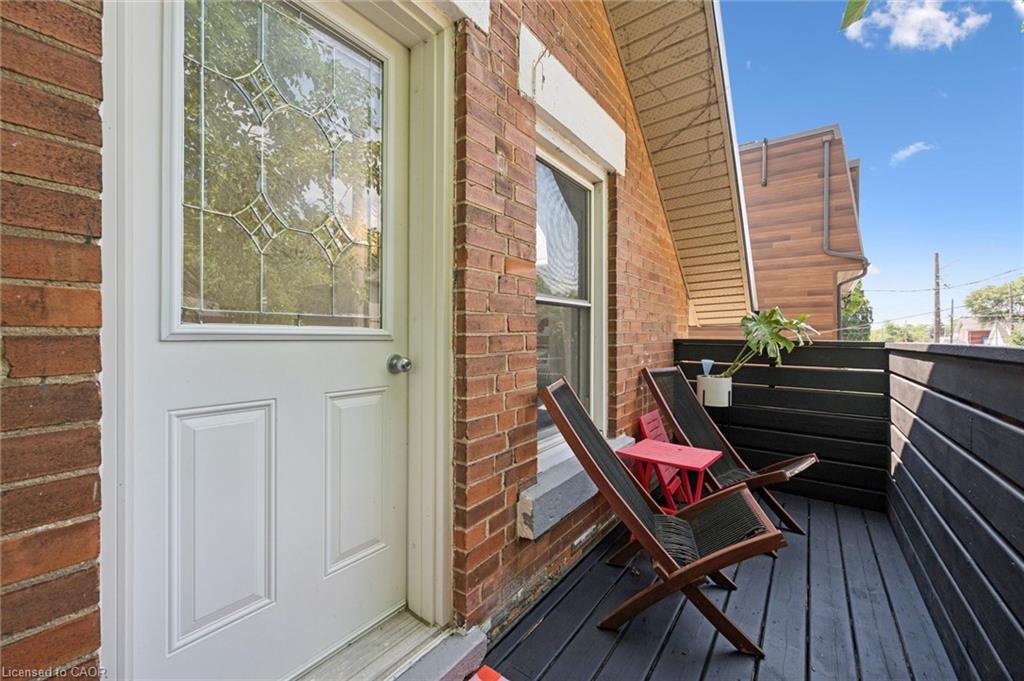 131 Surrey Street E Property Photo 25
