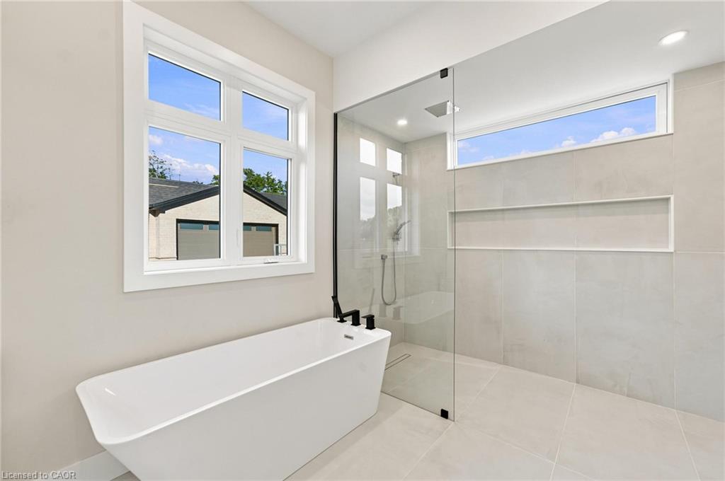 2468 Cockshutt Road Property Photo 24