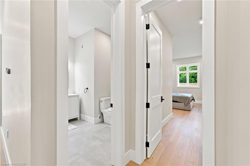 2468 Cockshutt Road Property Photo 26