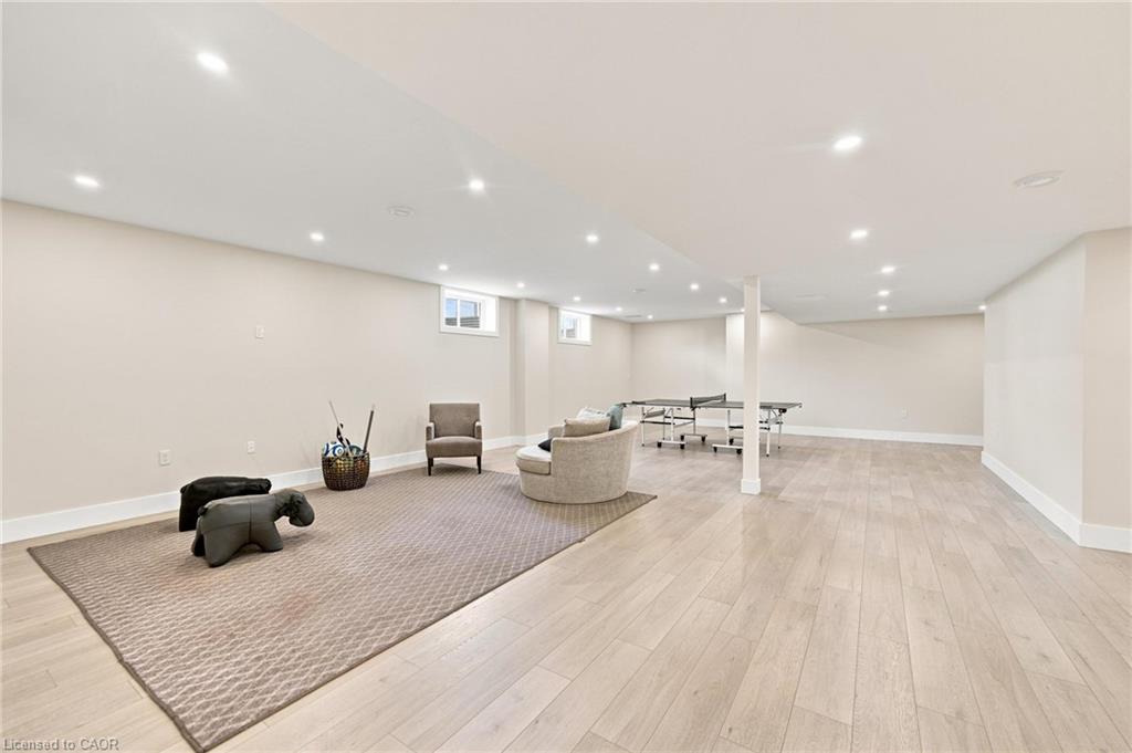 2468 Cockshutt Road Property Photo 32