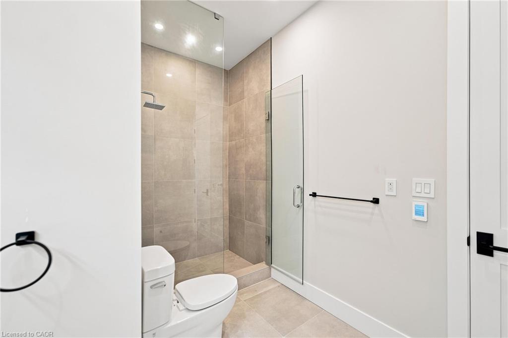2468 Cockshutt Road Property Photo 37