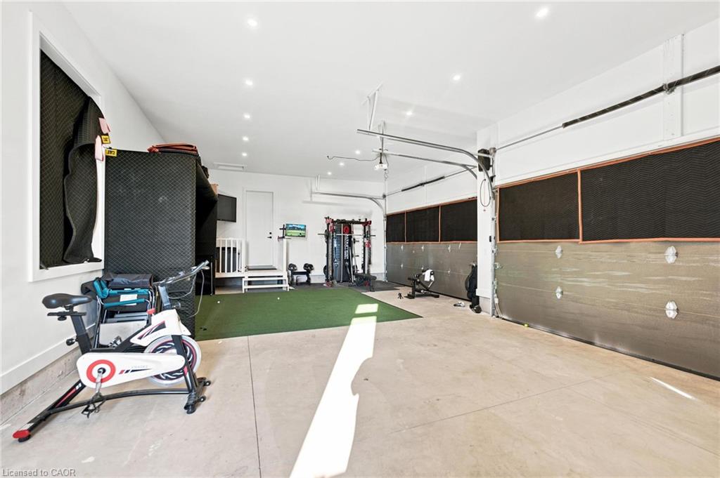 2468 Cockshutt Road Property Photo 43
