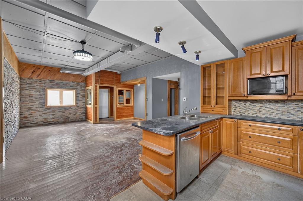 192 Townline Road Property Photo 8