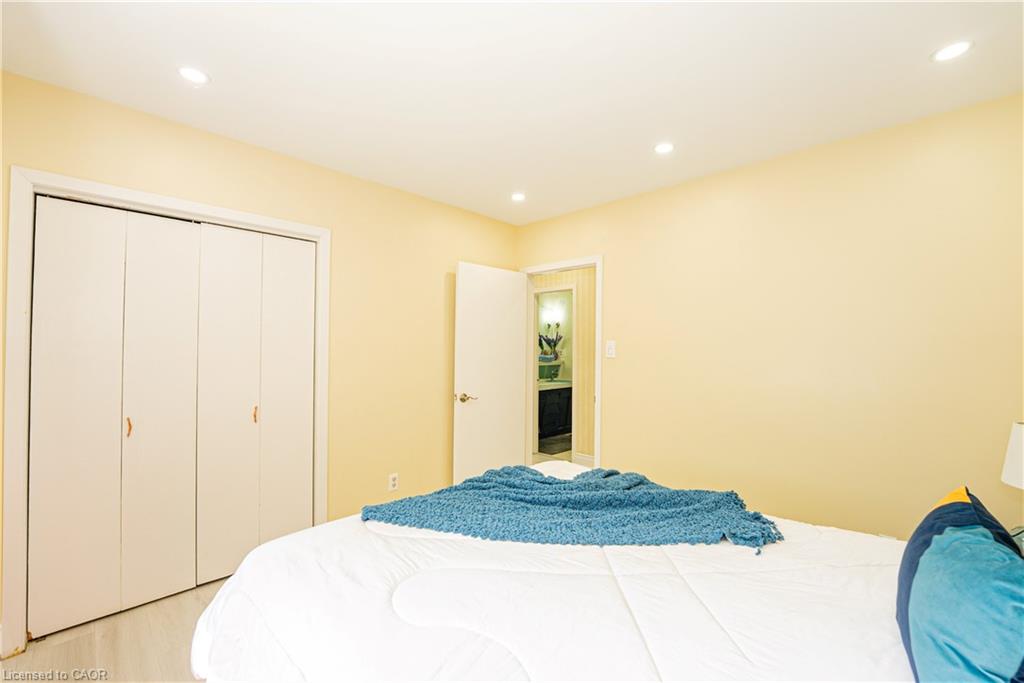 5812 Beech Grove Side Road Property Photo 28