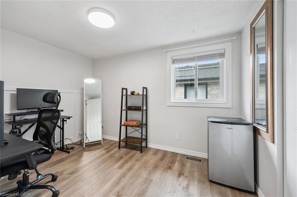 300 Auden Road Property Photo 13