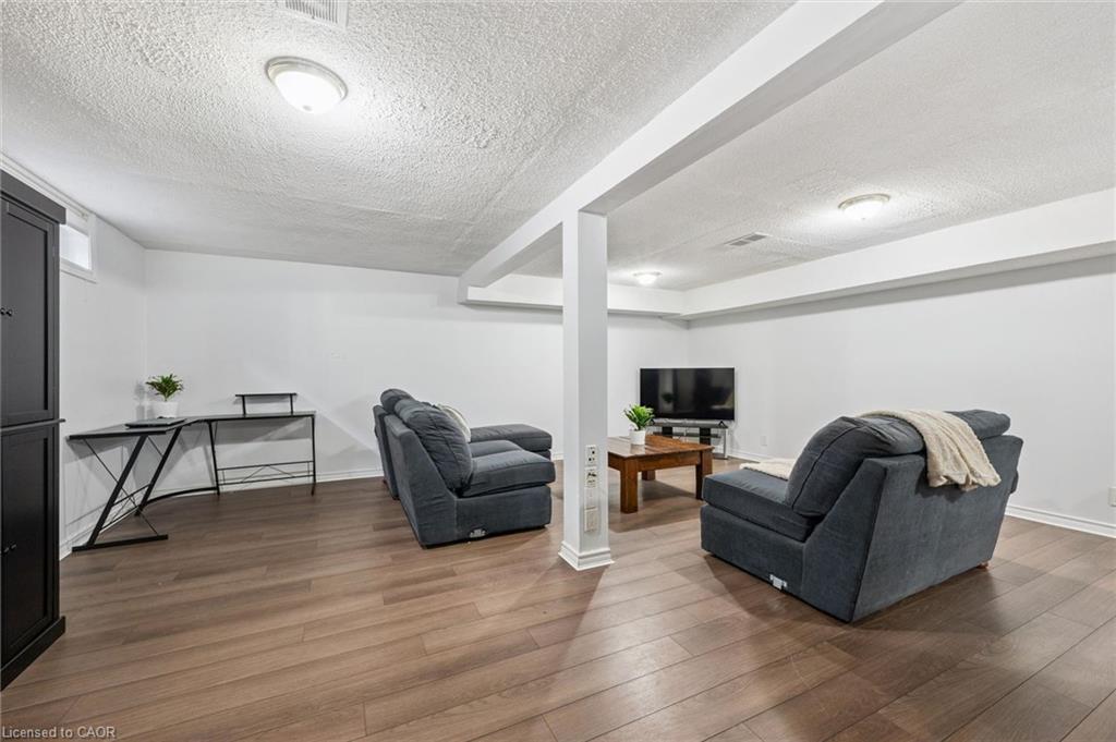 300 Auden Road Property Photo 15