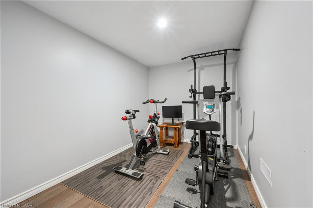 300 Auden Road Property Photo 19