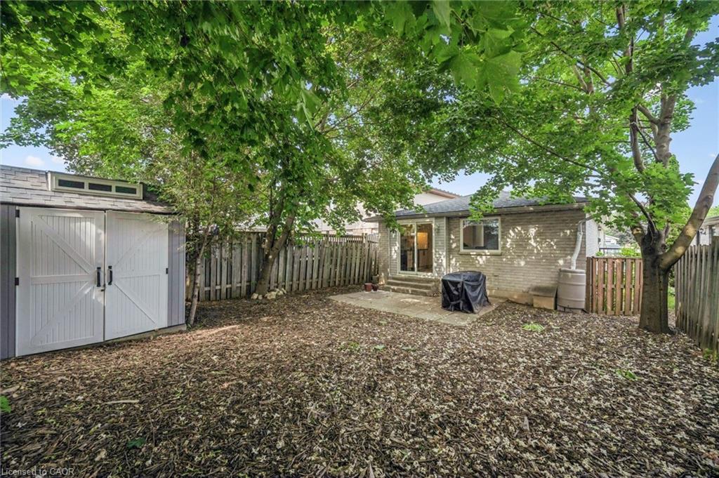 300 Auden Road Property Photo 20