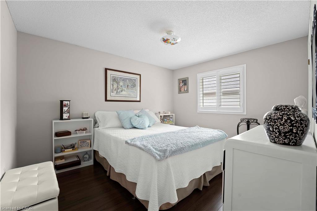 59 Randolf Court Property Photo 33