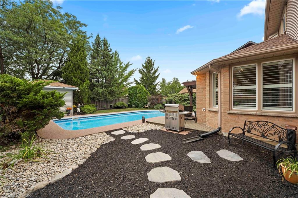 59 Randolf Court Property Photo 46