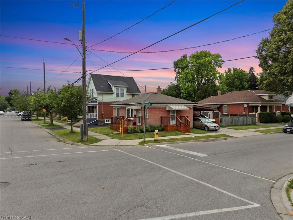 166 Catharine Avenue Property Photo 28