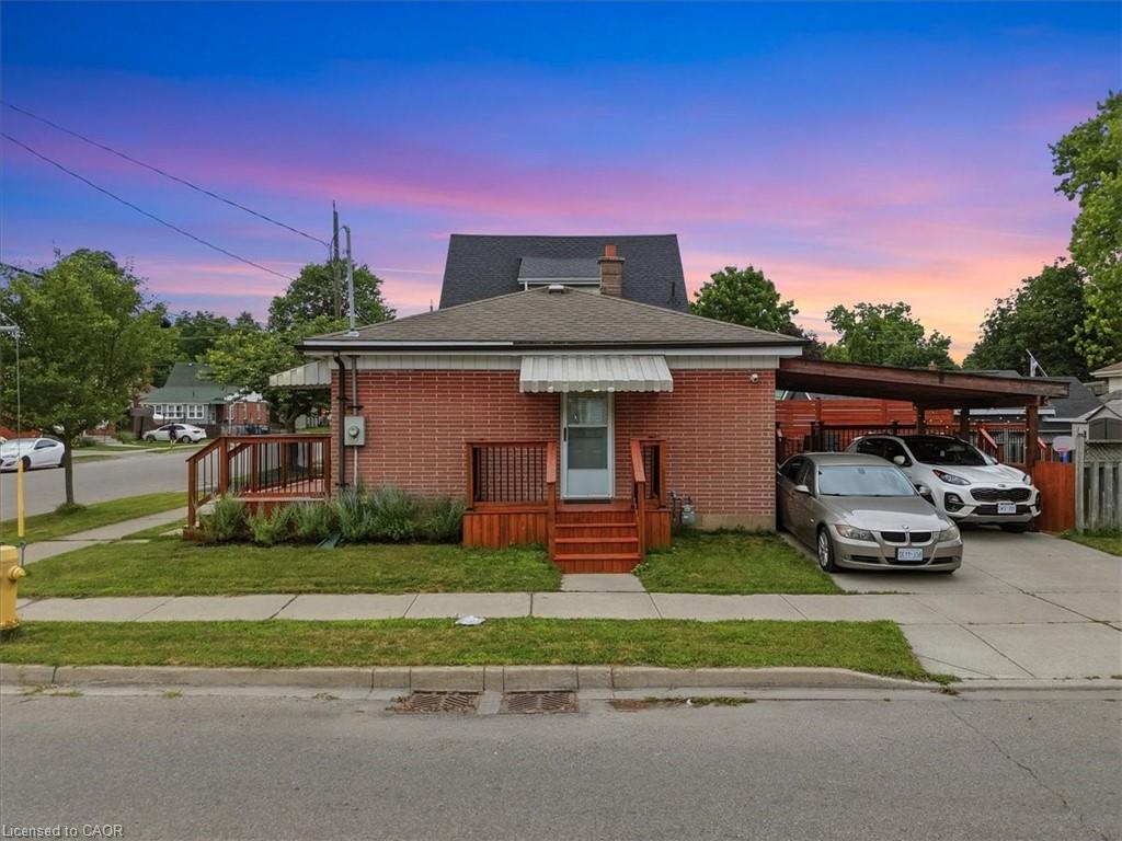 166 Catharine Avenue Property Photo 29