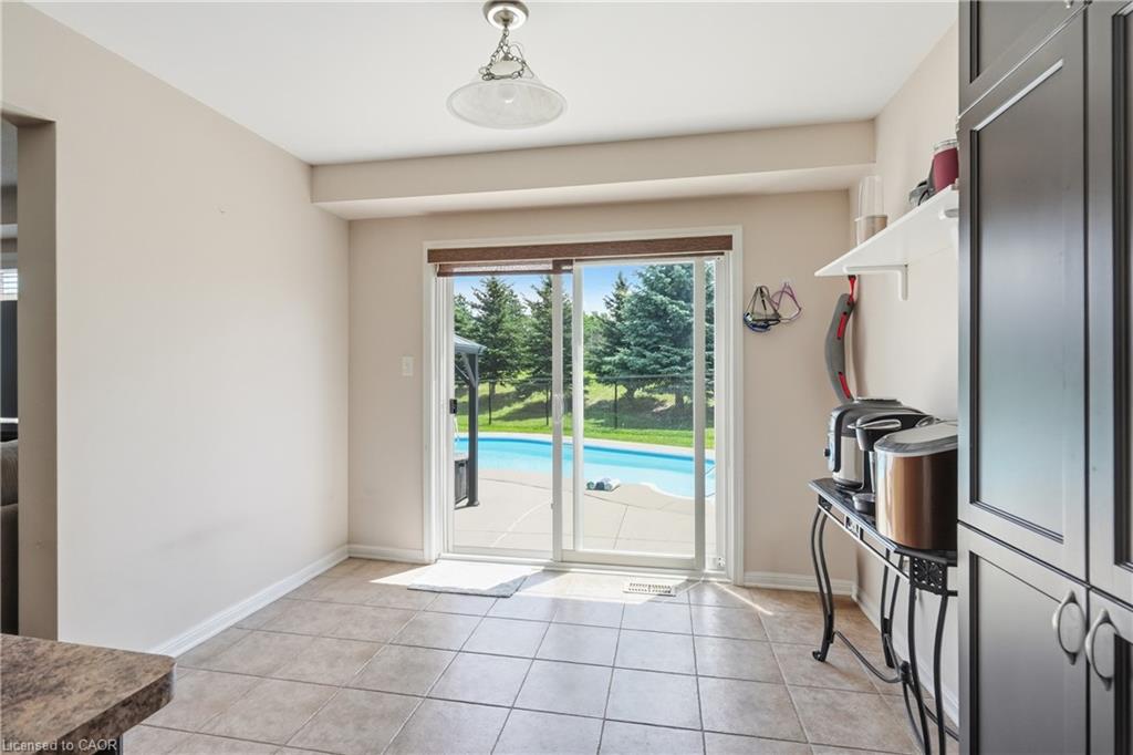240 Emick Drive Property Photo 15