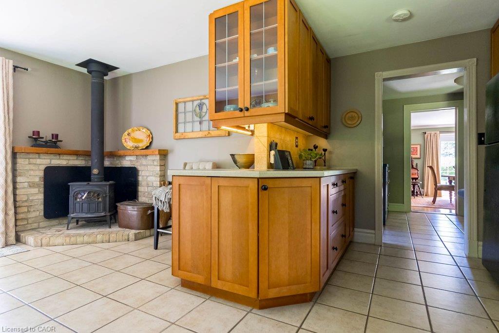 1048 Regional Road 97 Property Photo 22
