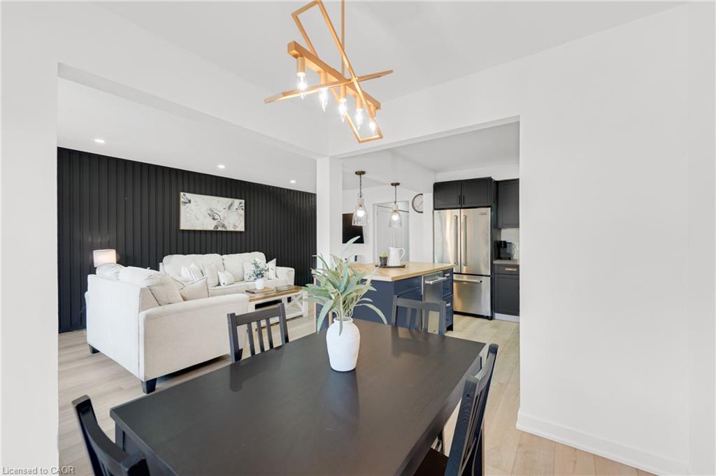 5275 Banting Court Property Photo 15