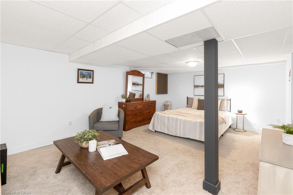 5275 Banting Court Property Photo 30