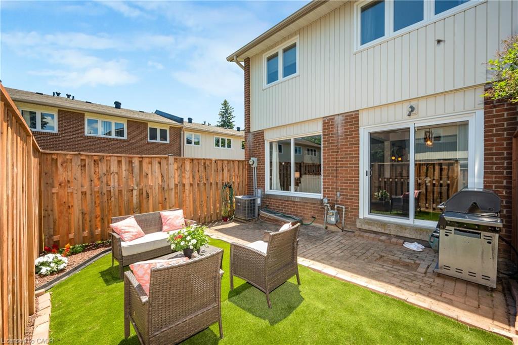 5275 Banting Court Property Photo 35