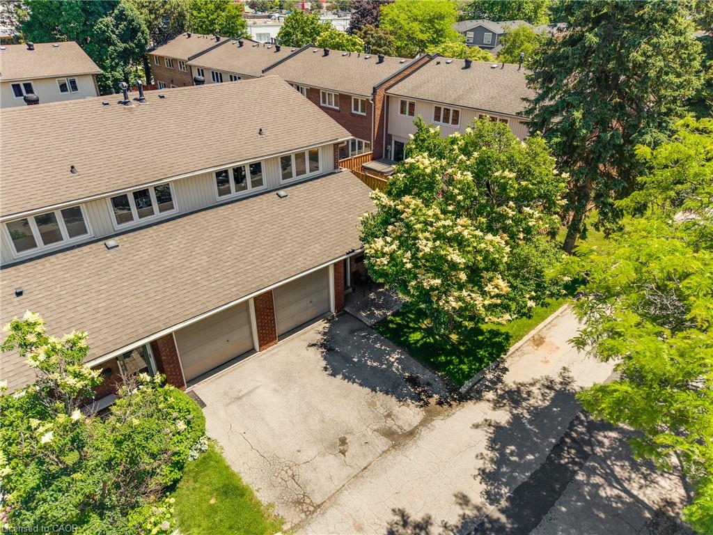 5275 Banting Court Property Photo 48