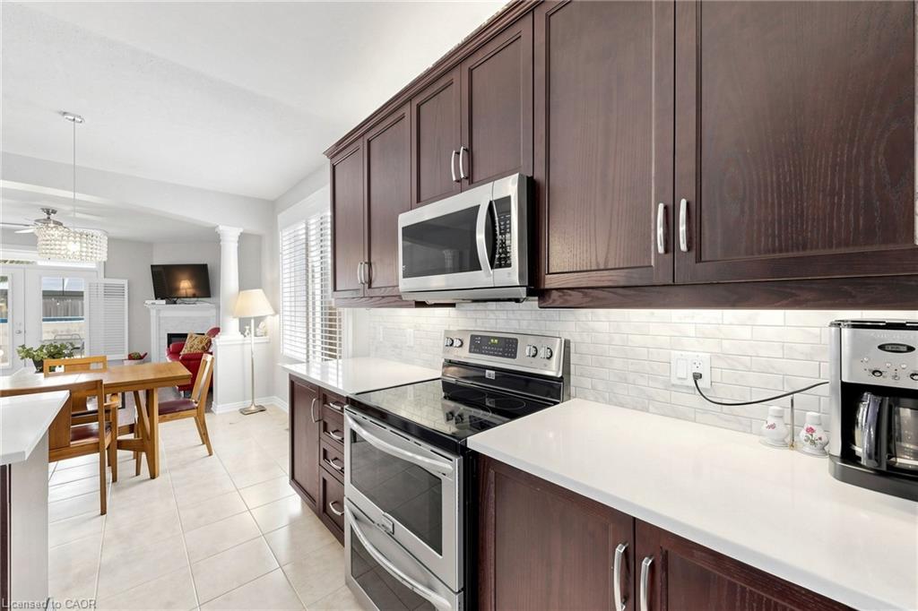 18 Gateway Avenue Property Photo 11