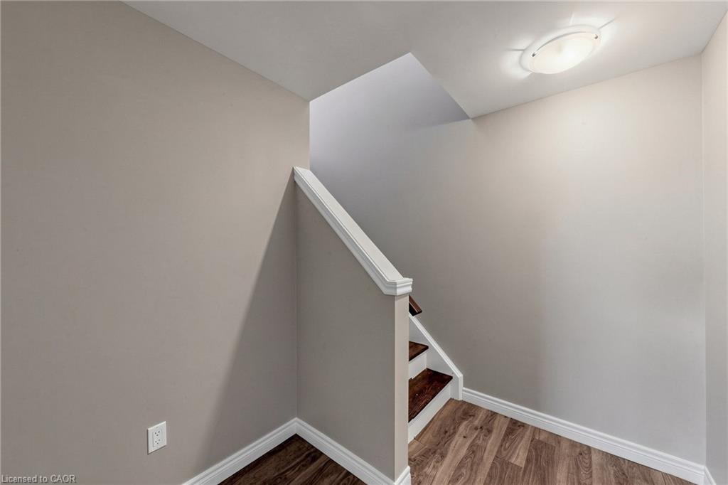 18 Gateway Avenue Property Photo 26