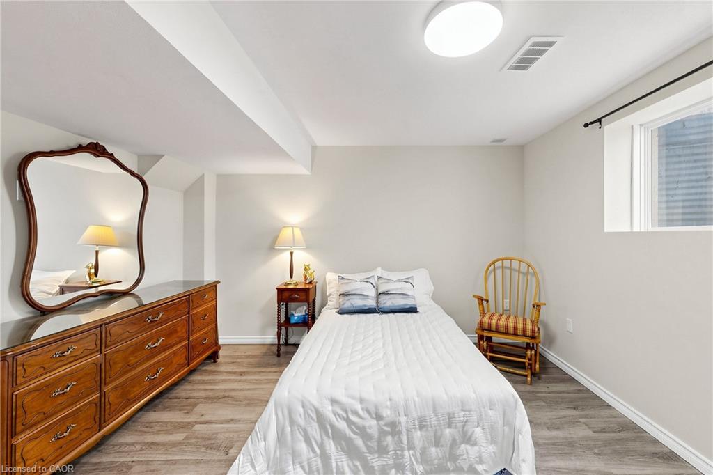 18 Gateway Avenue Property Photo 34